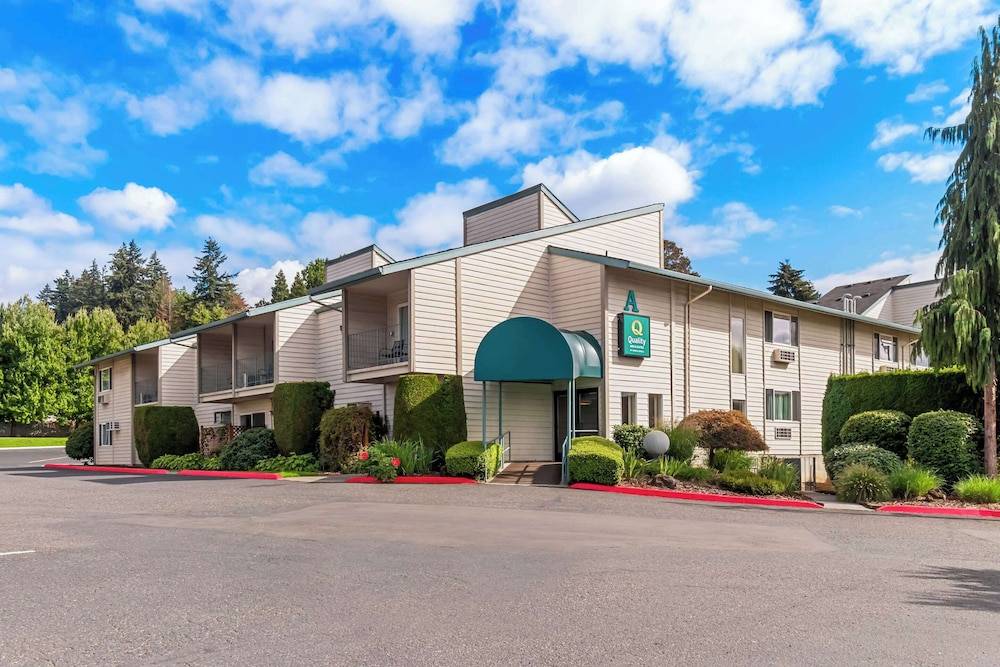 Quality Inn & Suites Vancouver - Hazel Dell 1