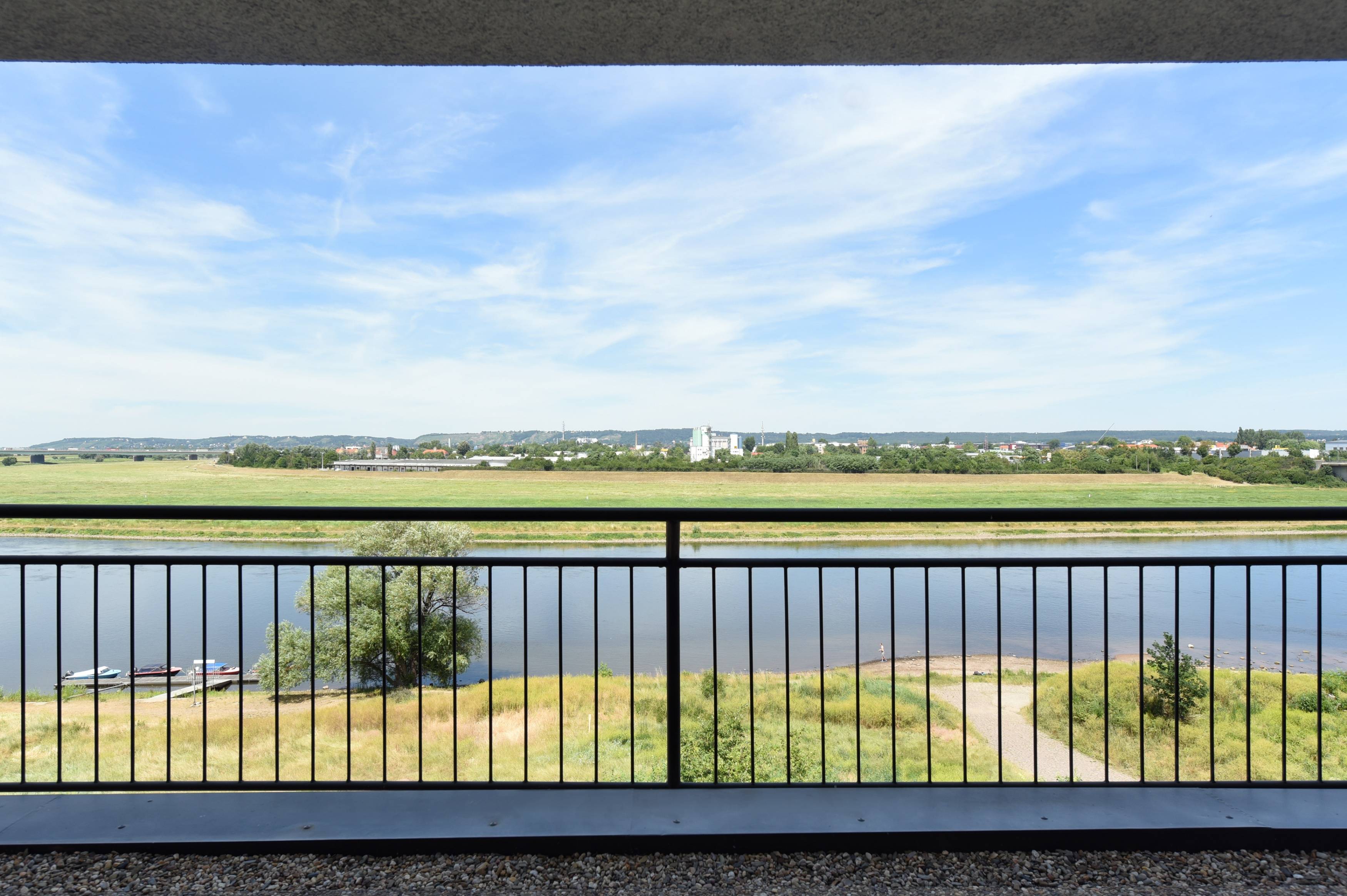 Amedia Hotel Dresden Elbpromenade by Wyndham 2