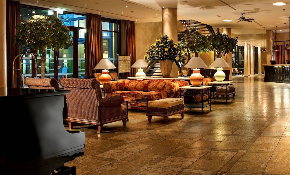 Hotel Elbflorenz Dresden 1