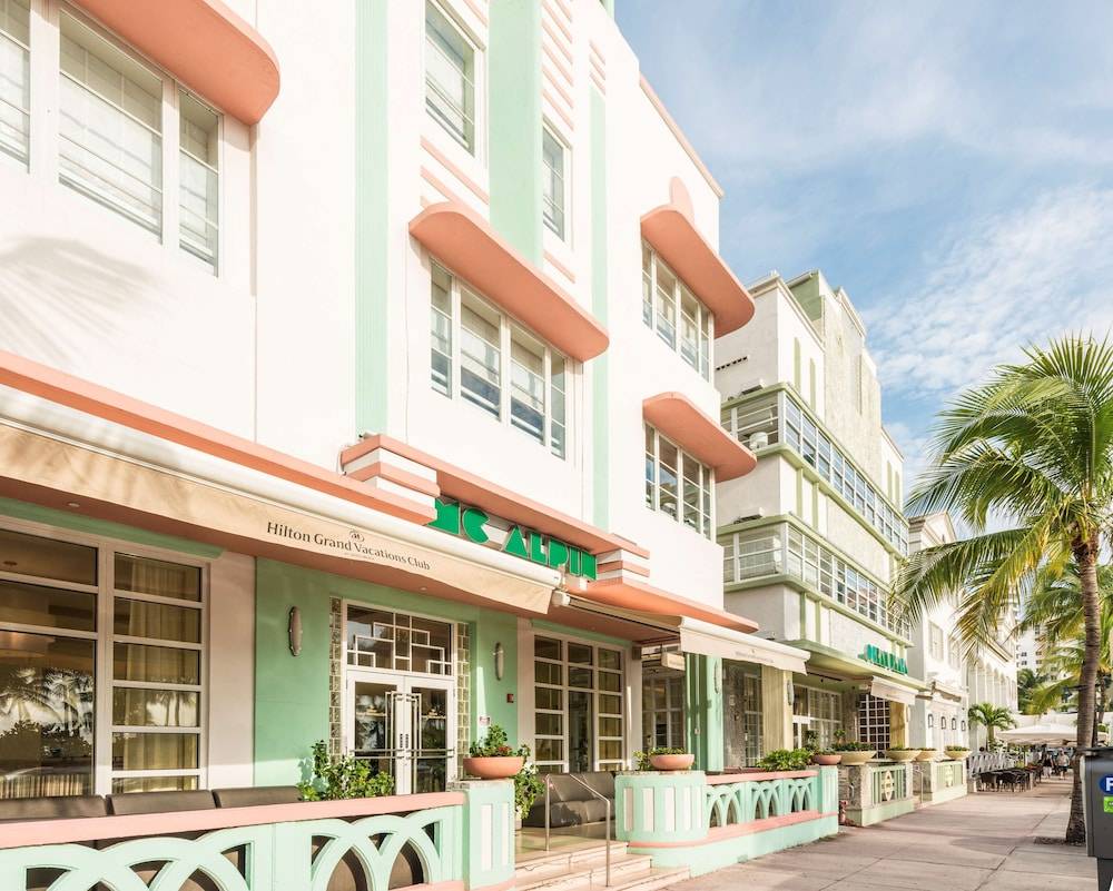 Hilton Grand Vacations Club Mcalpin Ocean Plaza Miami 1