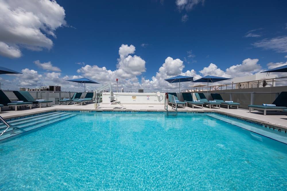 President Hotel Villa 1