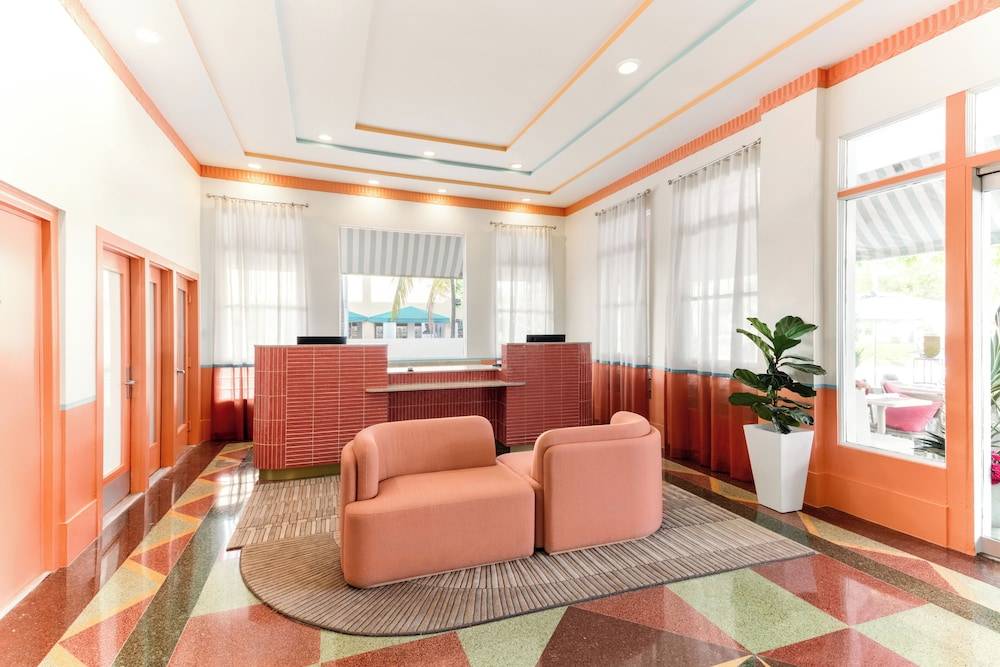 Waldorf Towers South Beach 2