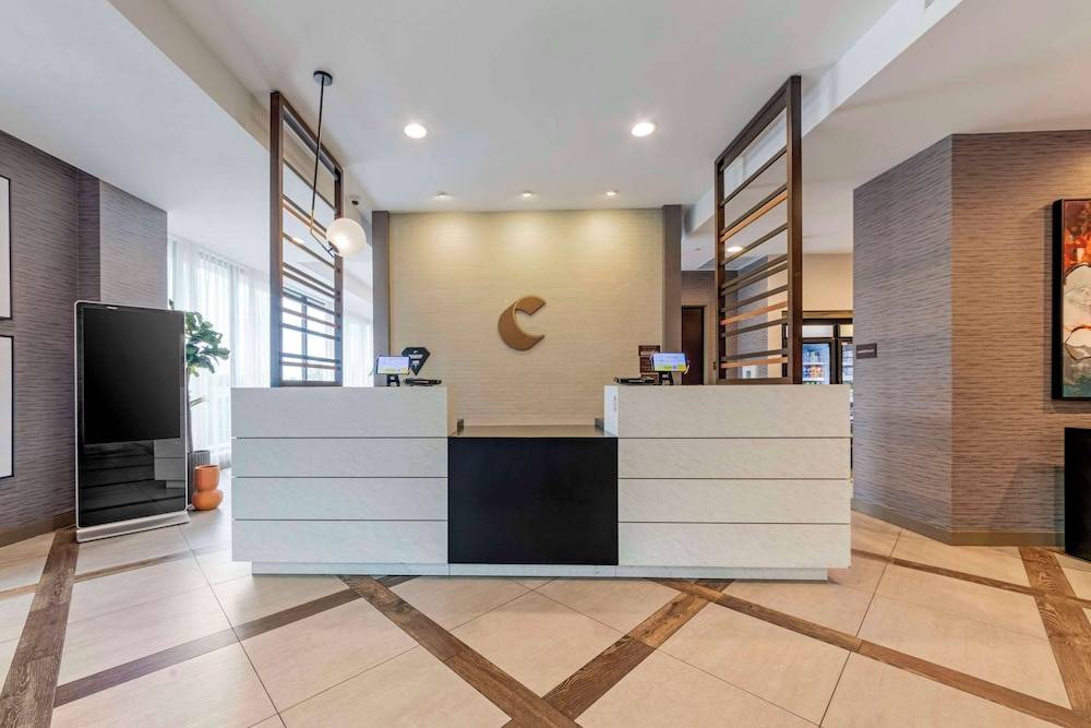 Comfort Inn & Suites Miami International Airport 2