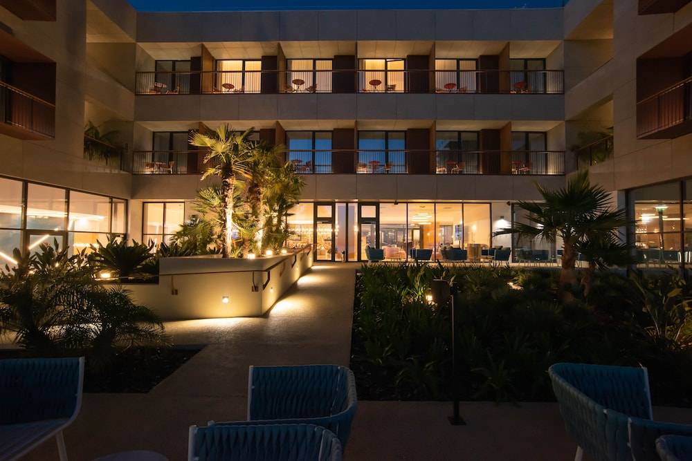 Sines Sea View Business & Leisure Hotel 1