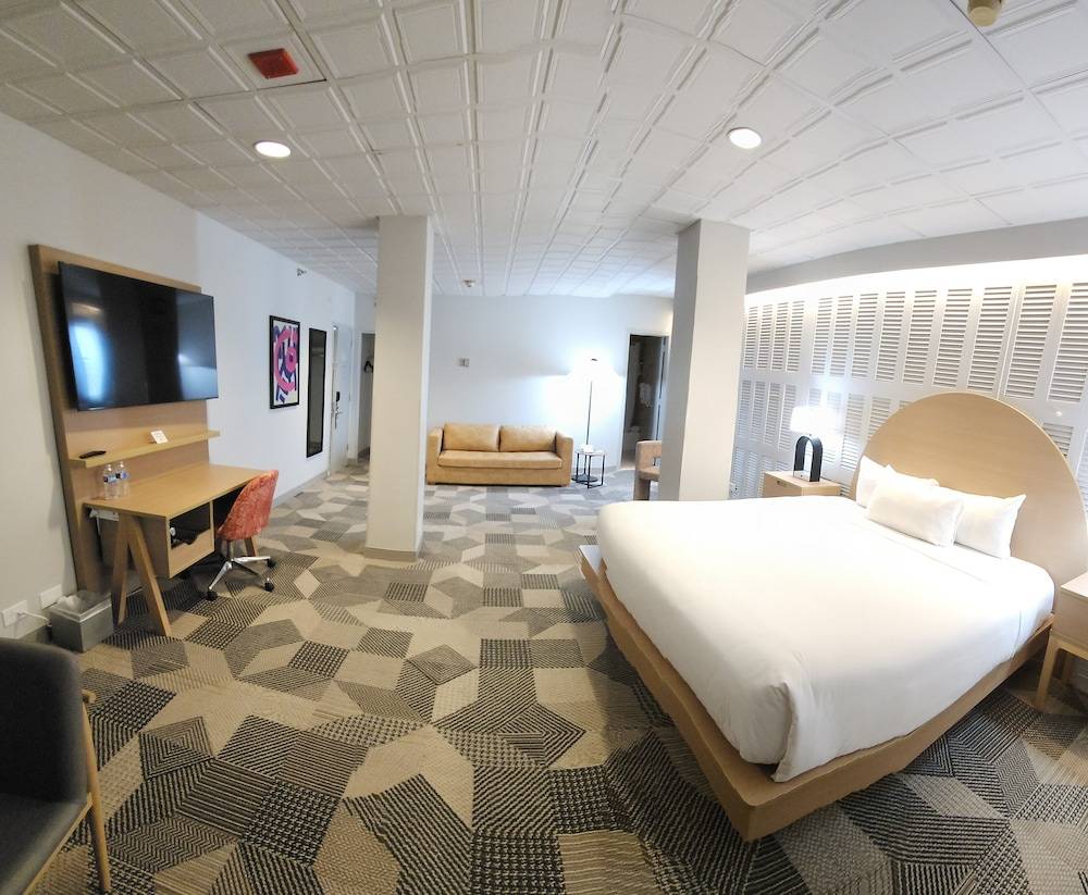 Miami International Airport Hotel 2