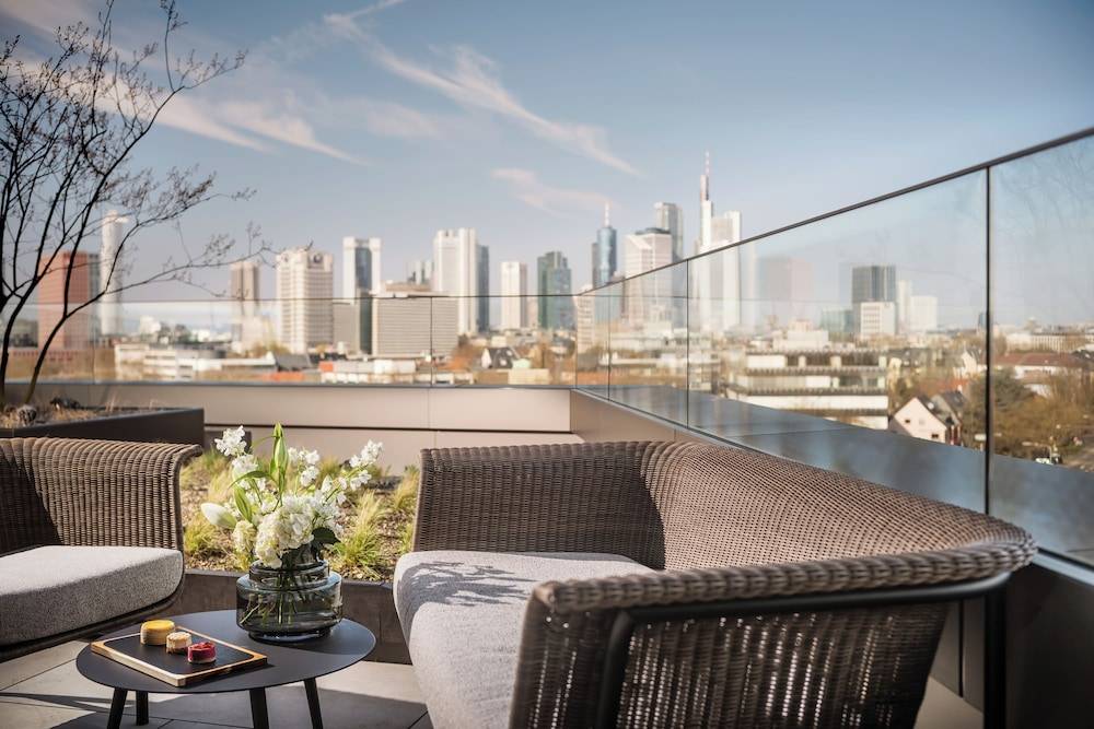 Kennedy 89 Hotel Frankfurt, part of Hyatt 1