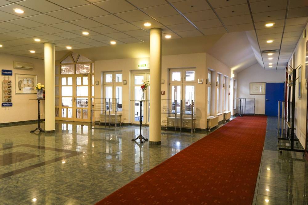 Trip Inn Kongresshotel Frankfurt-Rodgau 1