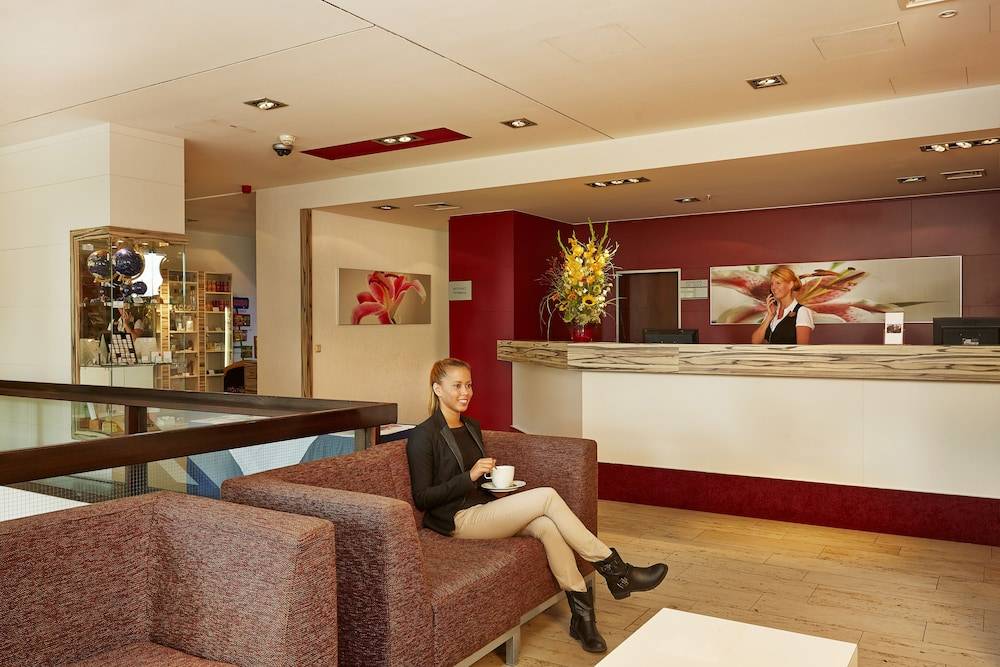 Sunday Hotel Bad Soden 2