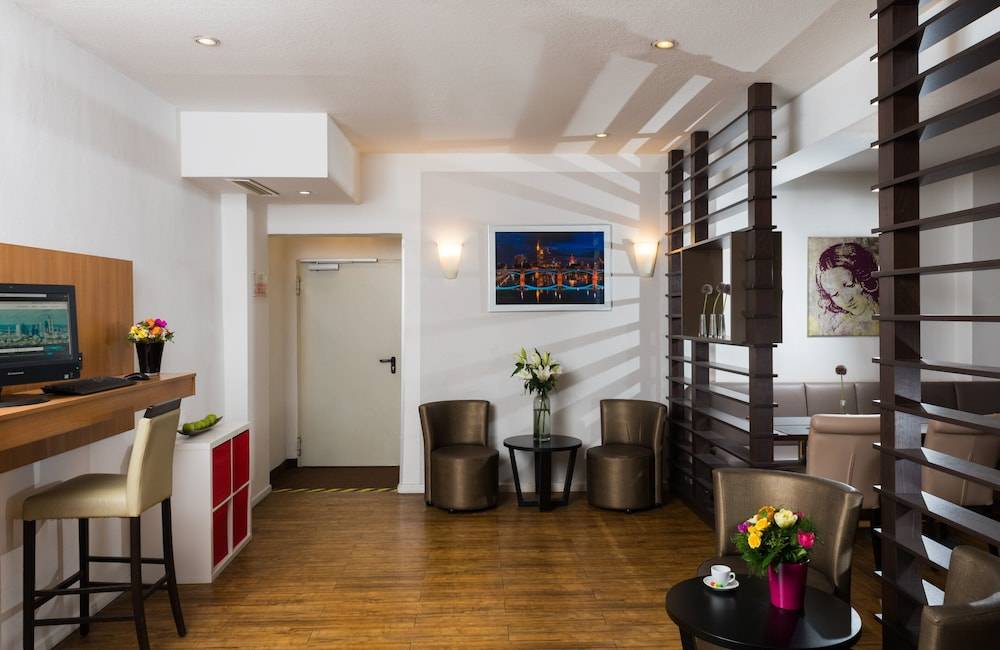 Leonardo Hotel Frankfurt City Center 2