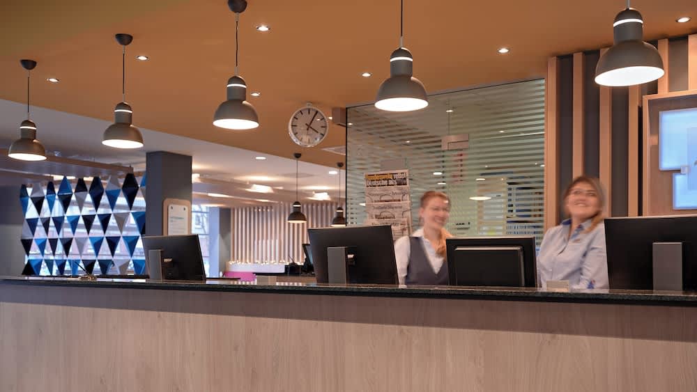 Holiday Inn Express FRANKFURT - MESSE by IHG 2