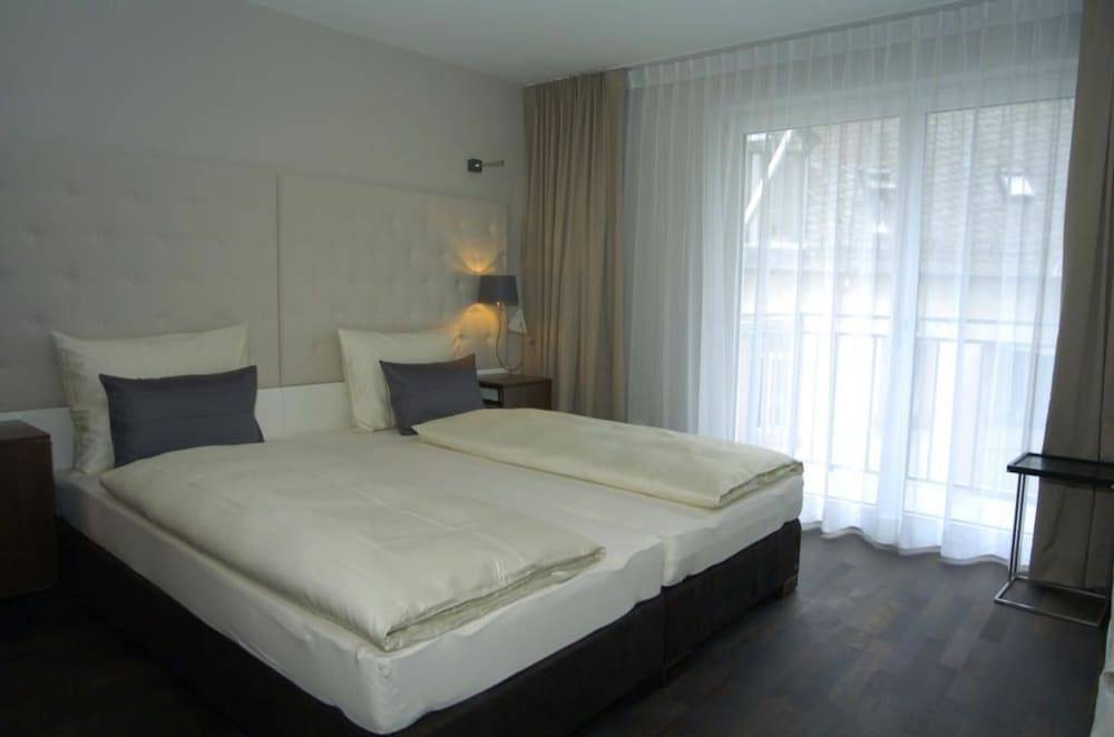 Europa Style 1