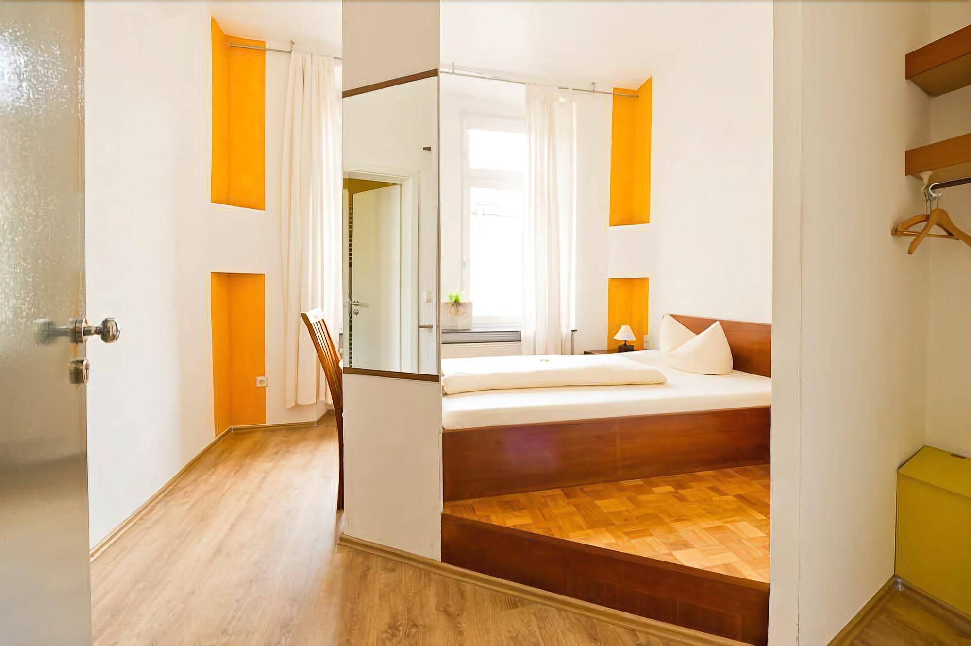 Hotel Monpti 1