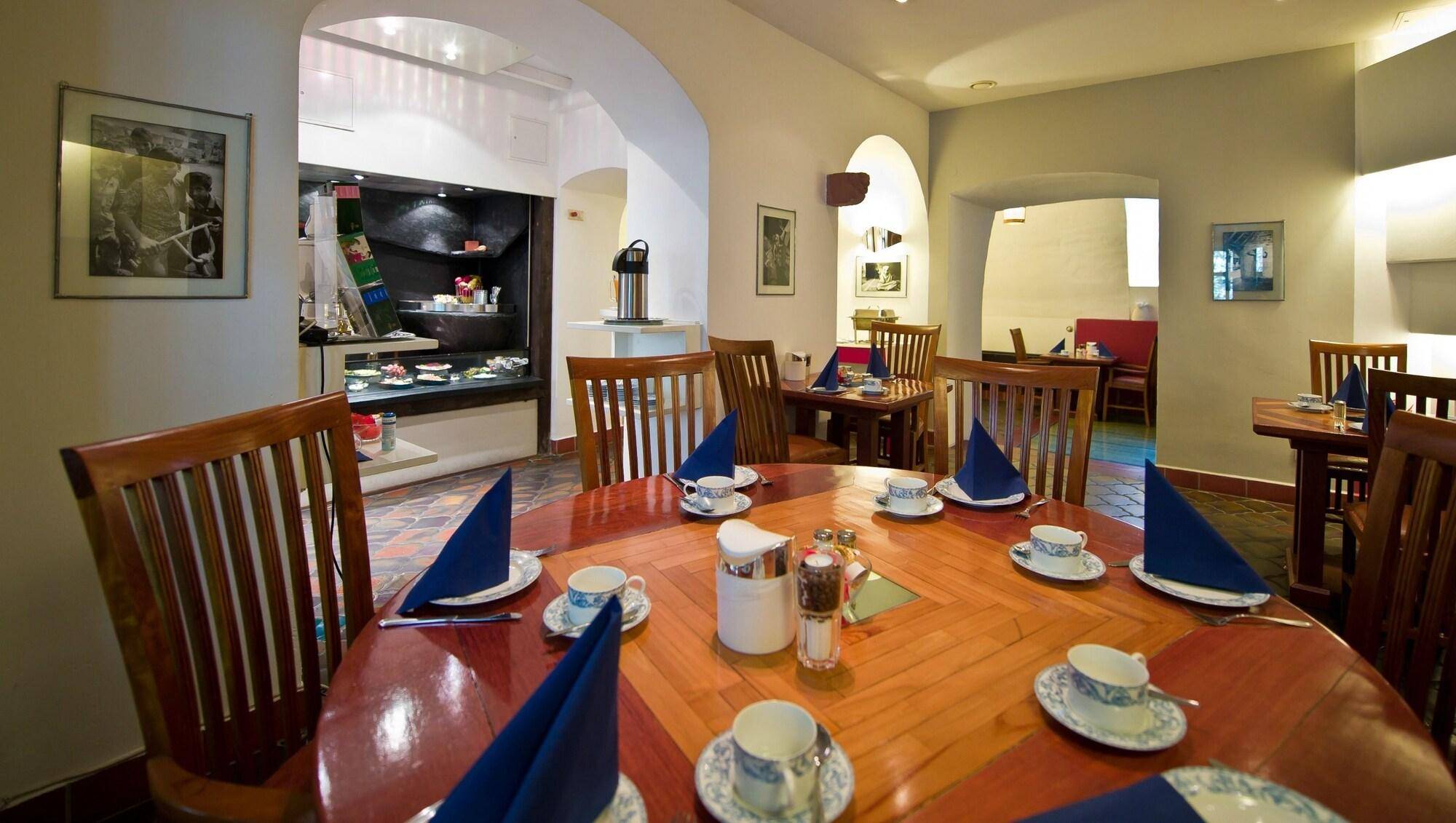 Hotel Monpti 2