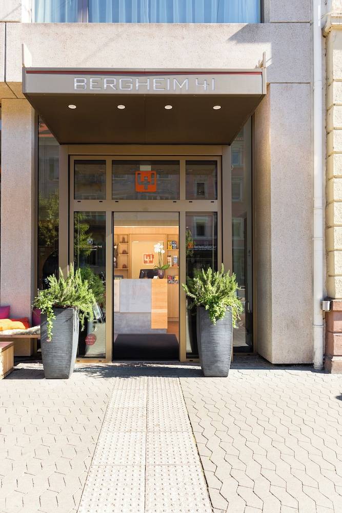 Bergheim 41 Hotel im Alten Hallenbad 2