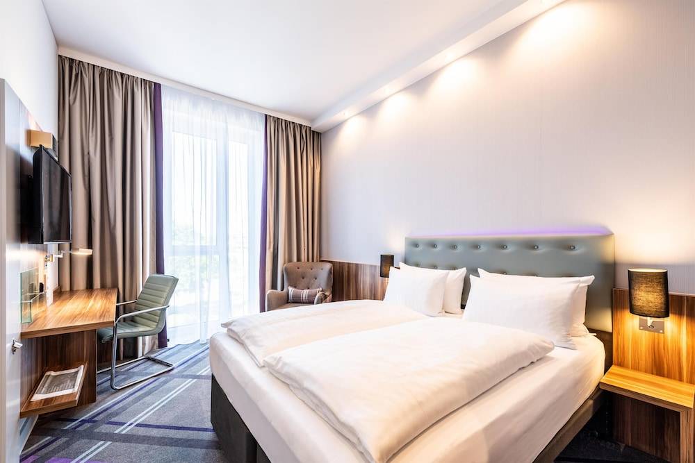 Premier Inn Heidelberg City Centre 1