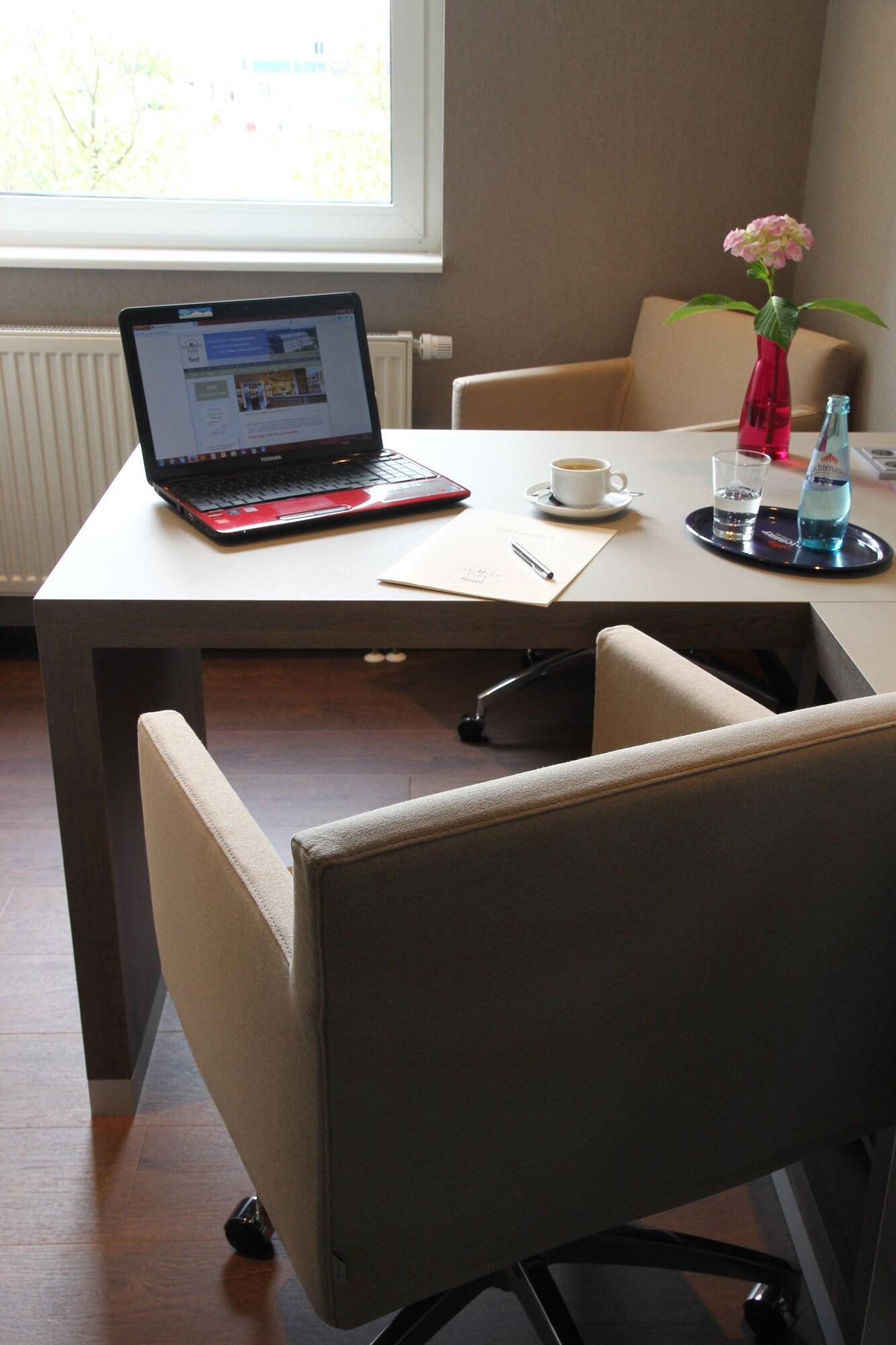 Sachsenpark-Hotel 1
