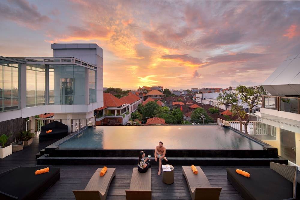 Fashion Hotel Legian 1