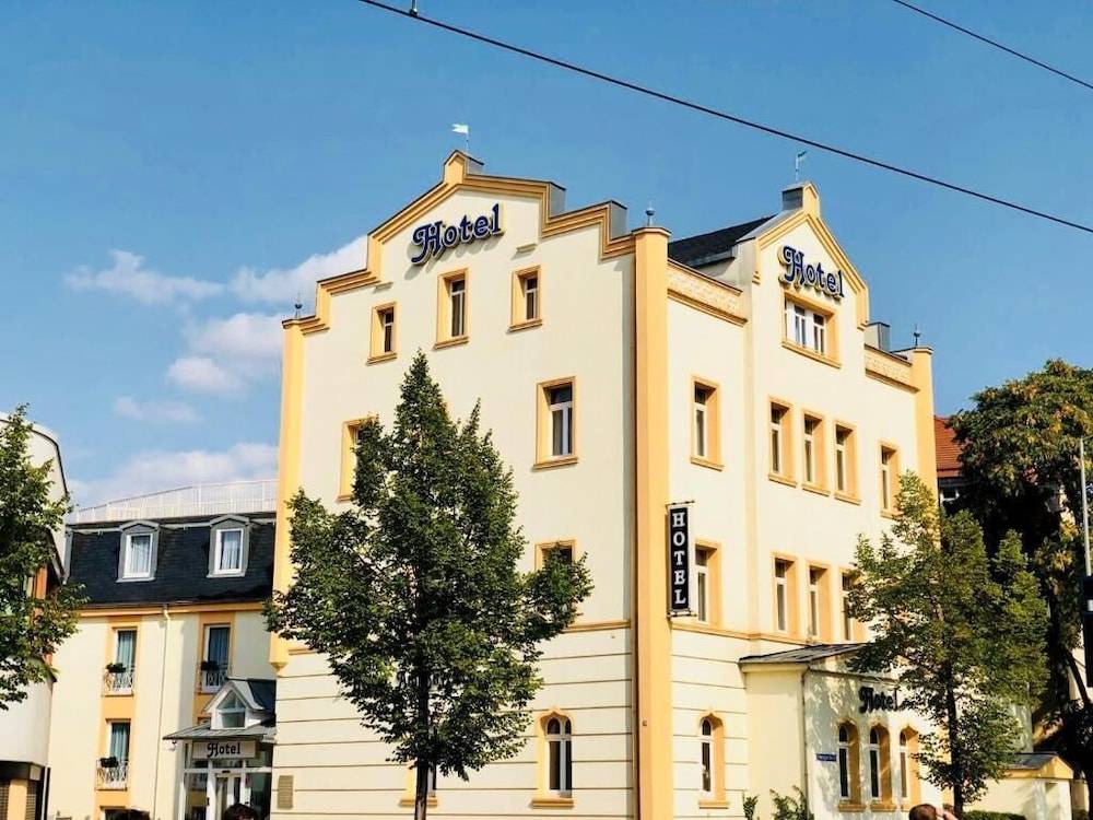 Hotel am Bayrischen Platz 1