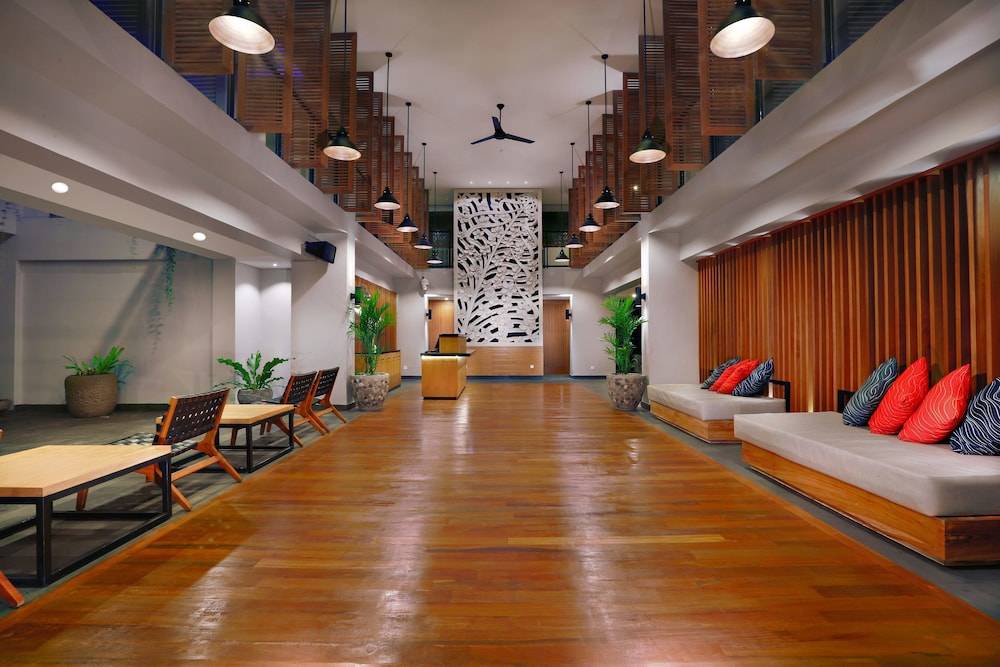 Hotel NEO+ Kuta Legian by ASTON 2