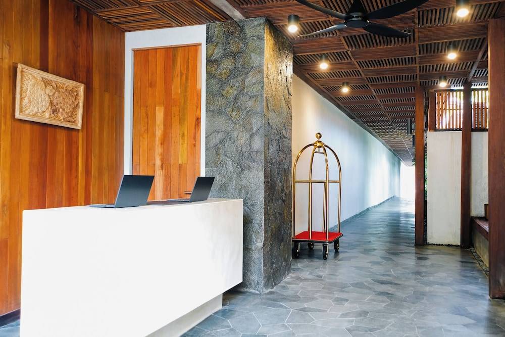 Dialoog Seminyak 2