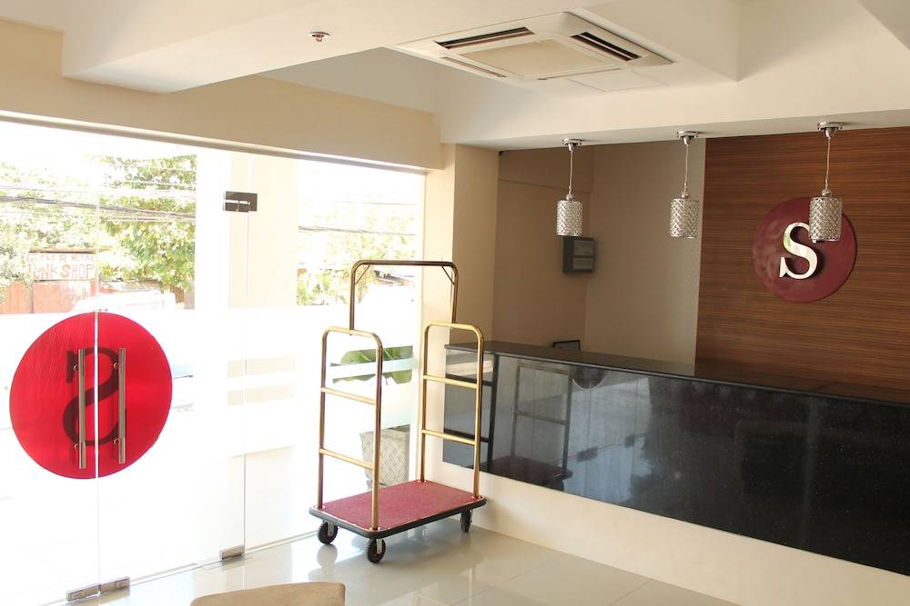 Sebastien Hotel 2