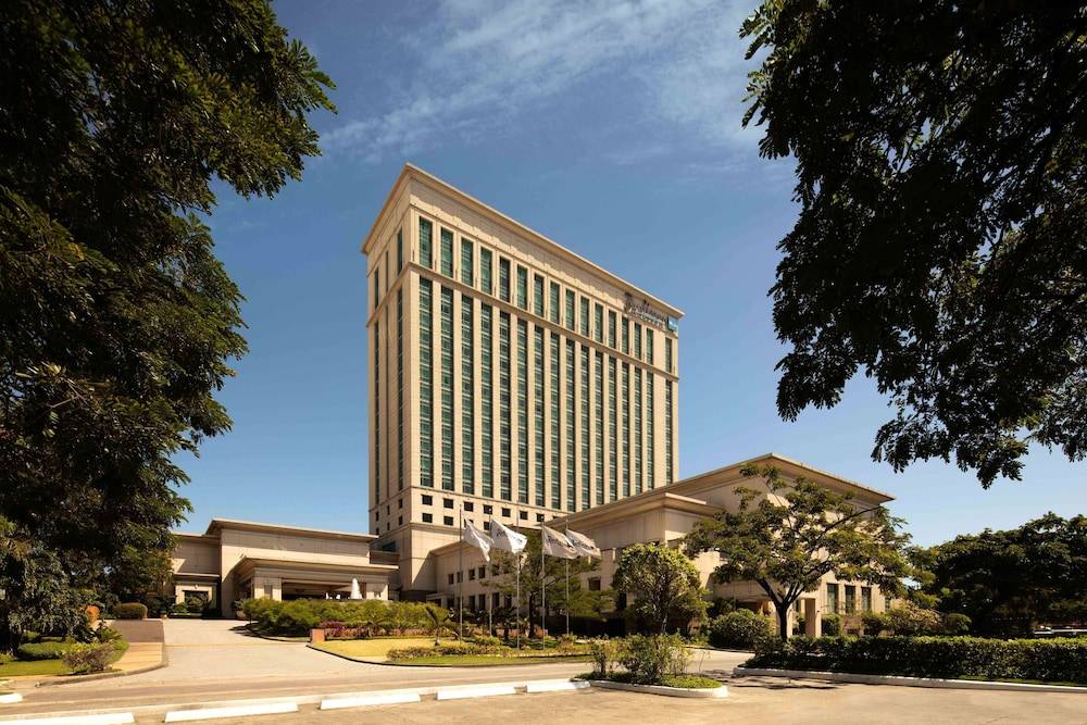 Radisson Blu Cebu 1