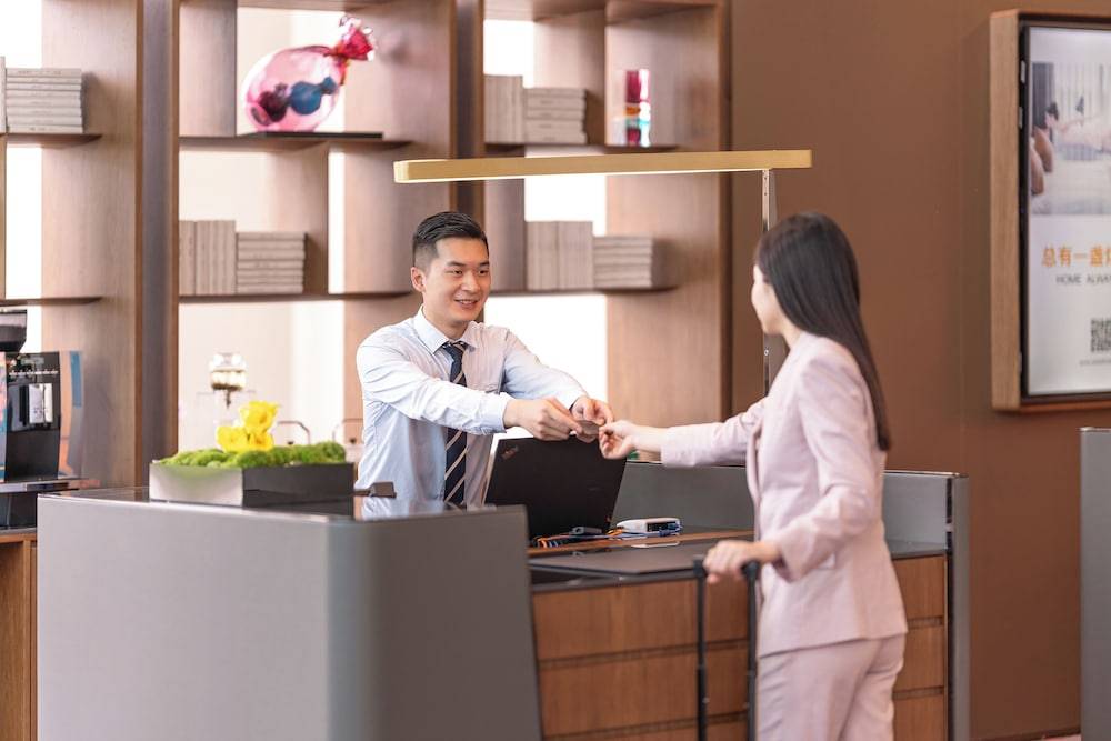 Pagoda Design Hotel ChongQing Near By LiZiBa HongYa Cave 2