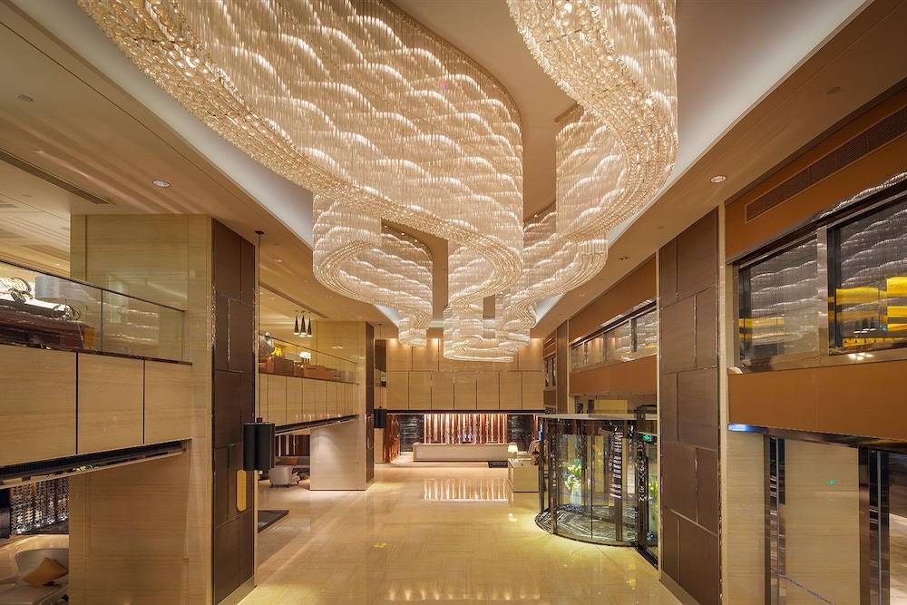 Howard Johnson Jinyi Hotel Chongqing 2