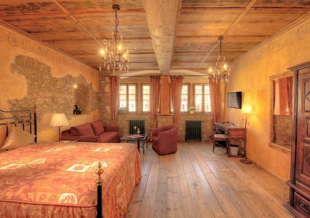 Hotel Gotisches Haus 1