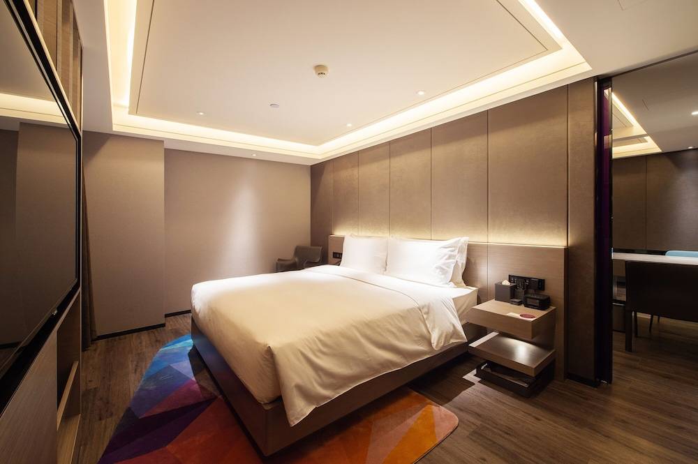 Mercure Harbin Central Street Sophia Church 2