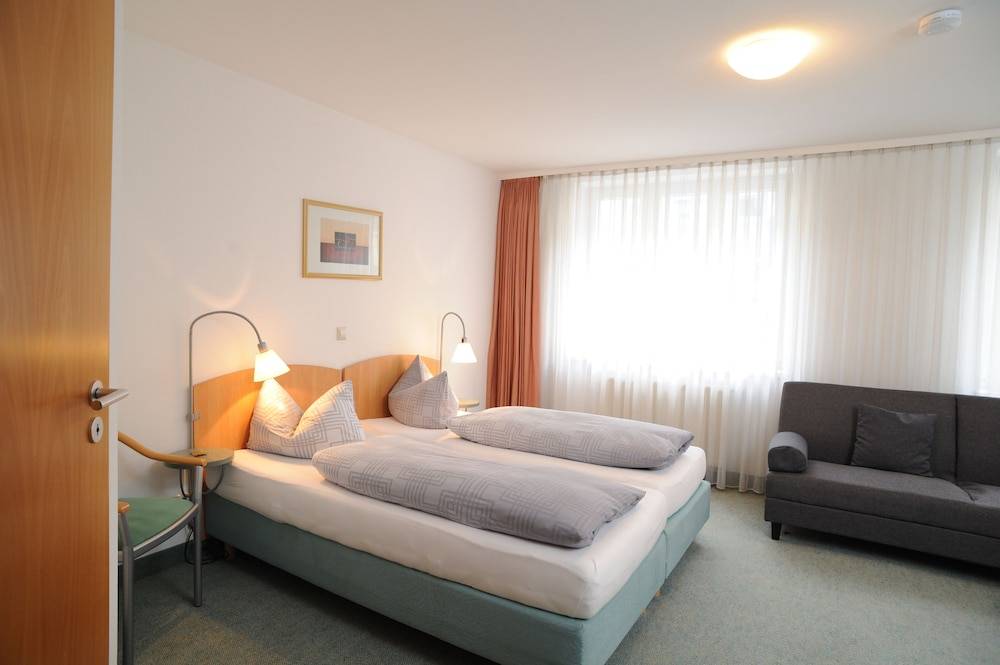 Central-Classic Hotel 1
