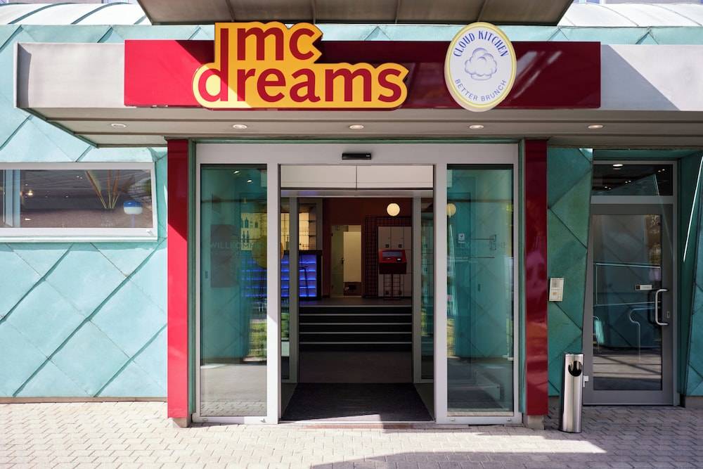 McDreams Hotel Stuttgart-City 1