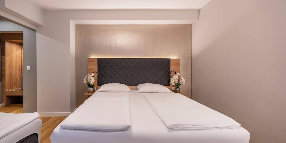 PLAZA INN Rieker Stuttgart Hauptbahnhof 1