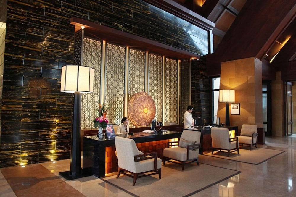 Pullman Oceanview Sanya Bay Resort & Spa 2