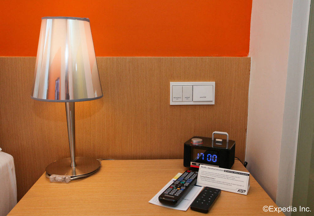DAYS HOTEL AT ZHONGSHAN PARK 2