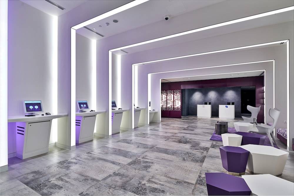 YOTEL Singapore Orchard Road 2