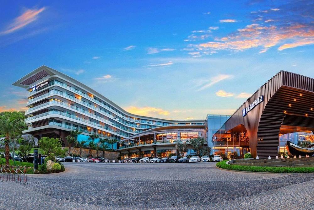 Wyndham Wenzhou Cangnan Resort 1