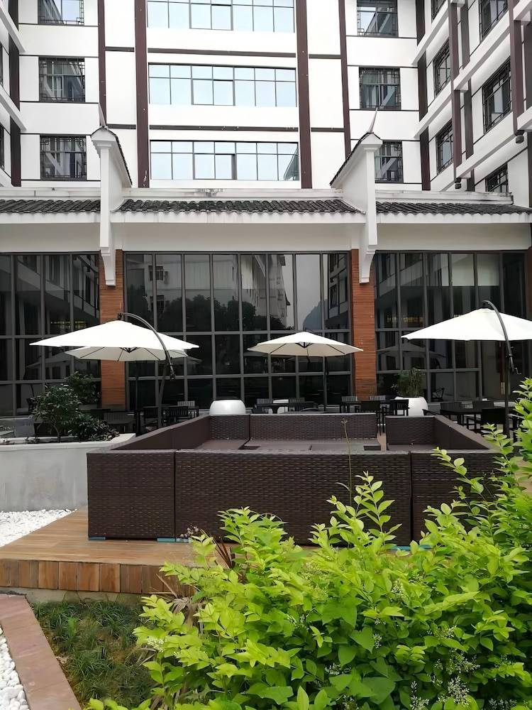 Best Western Plus Qingxinyuan Hotel Zhangjiajie 2