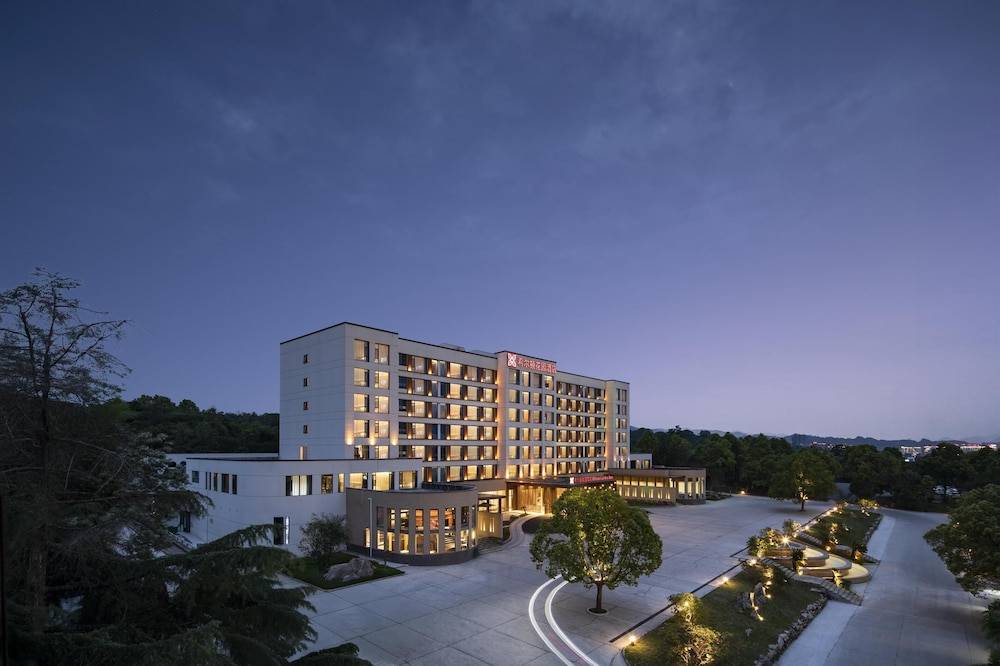 Hilton Garden Inn Zhangjiajie Tianmen Mountain 1