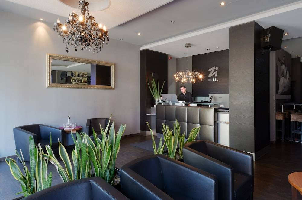 Zi Hotel 2