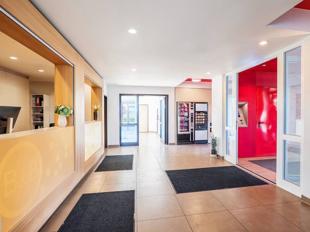B&B Hotel Karlsruhe 2