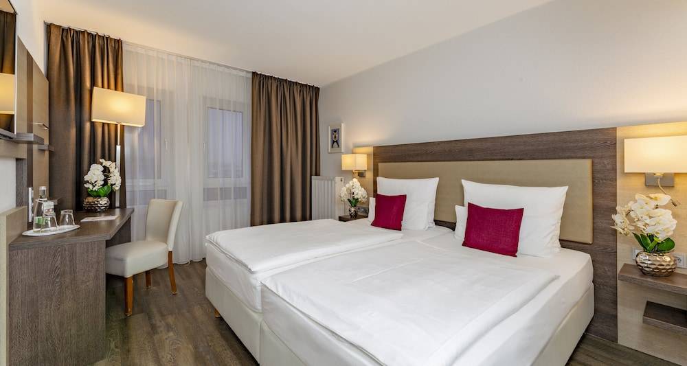 PLAZA INN Karlsruhe Nord 1