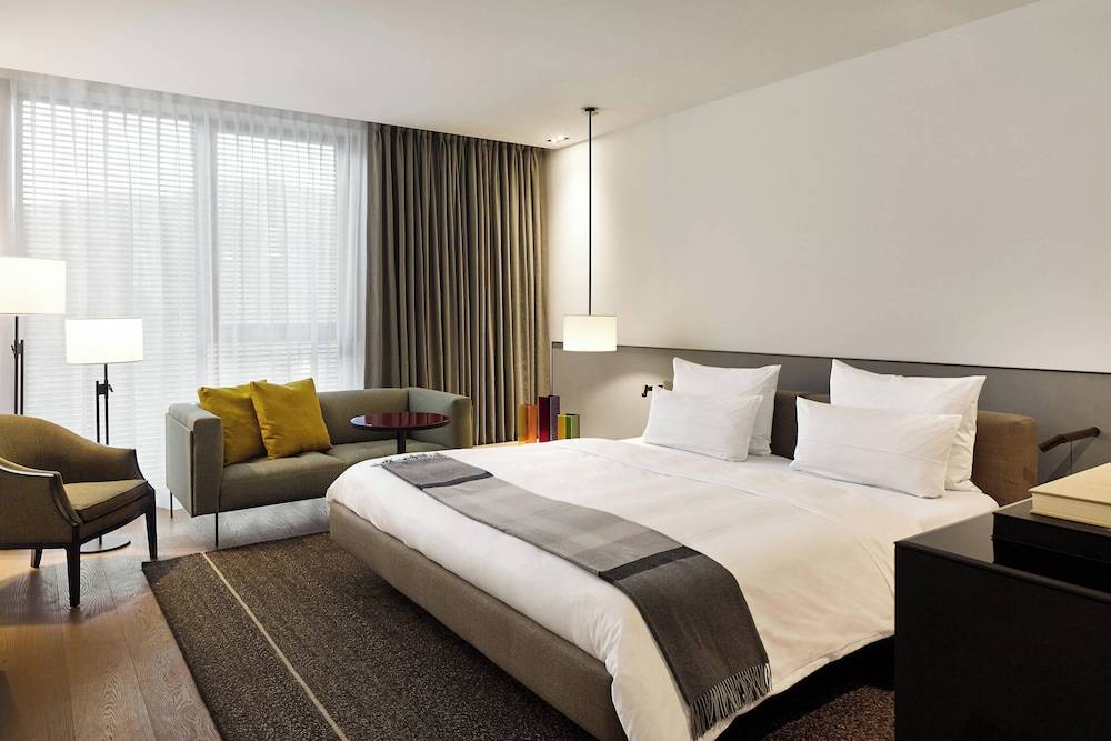 Roomers Baden-Baden, Autograph Collection 1