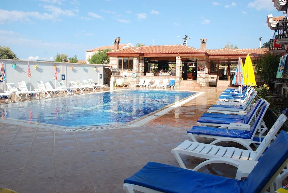 Magic Tulip Beach Hotel 1