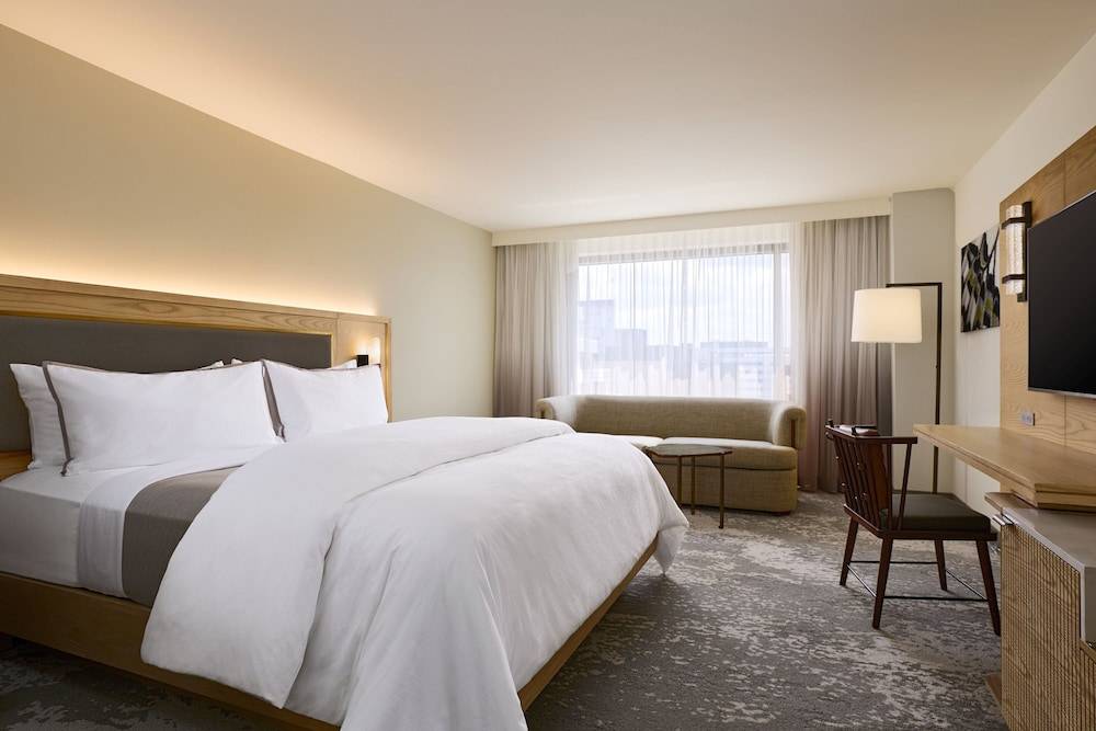 The Westin Los Angeles Airport 1