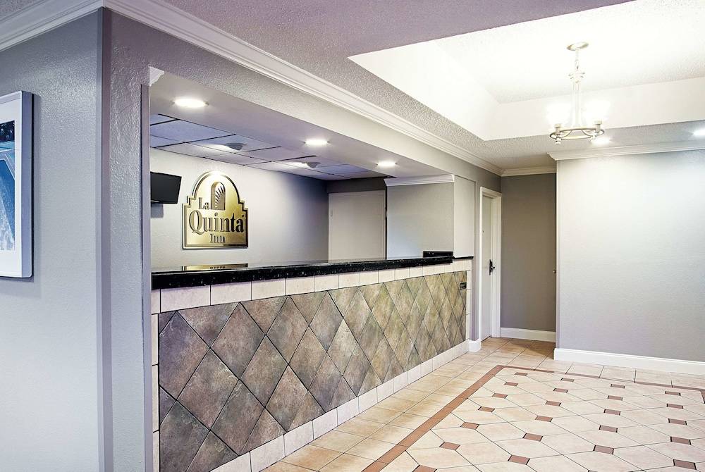 La Quinta Inn by Wyndham West Palm Beach - Florida Turnpike 2