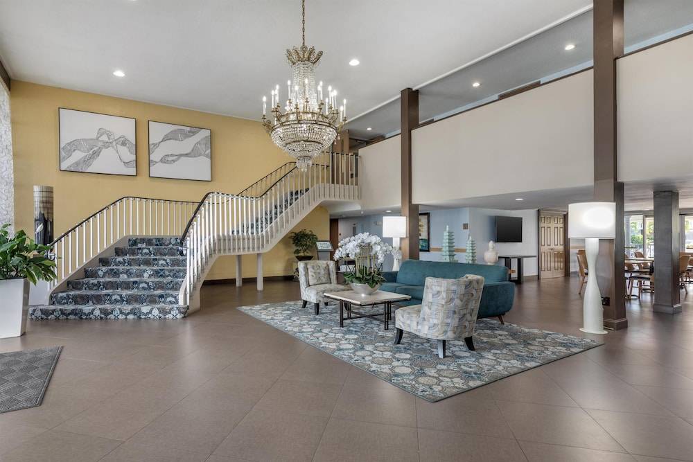 Best Western Palm Beach Lakes 2