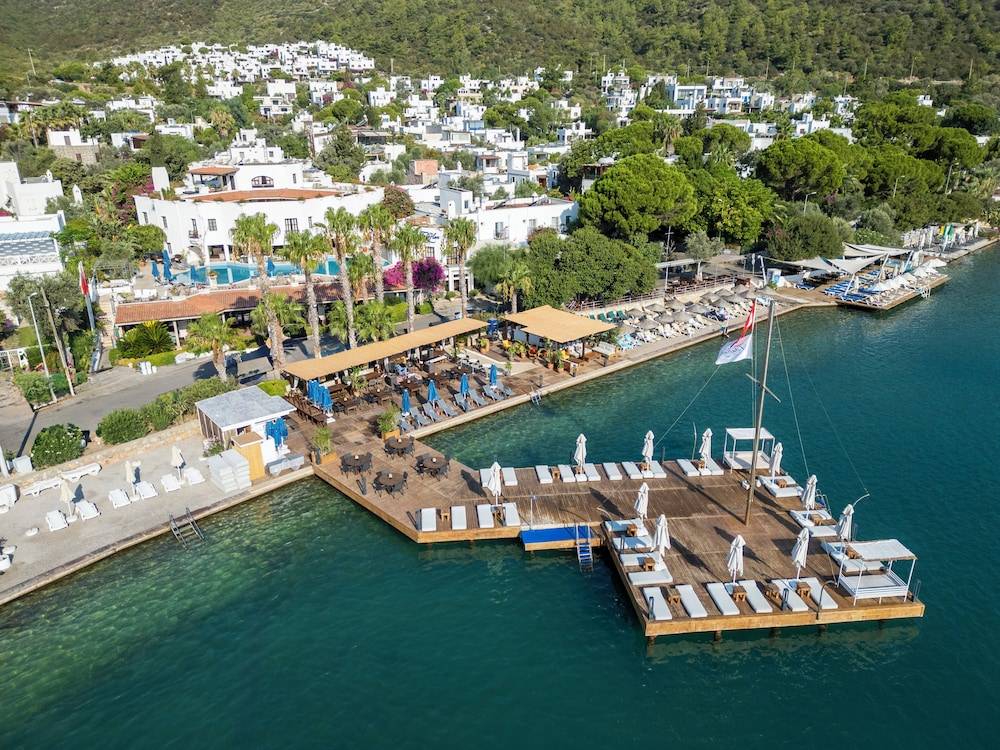 Torbahan Boutique Hotel & Beach Club 1