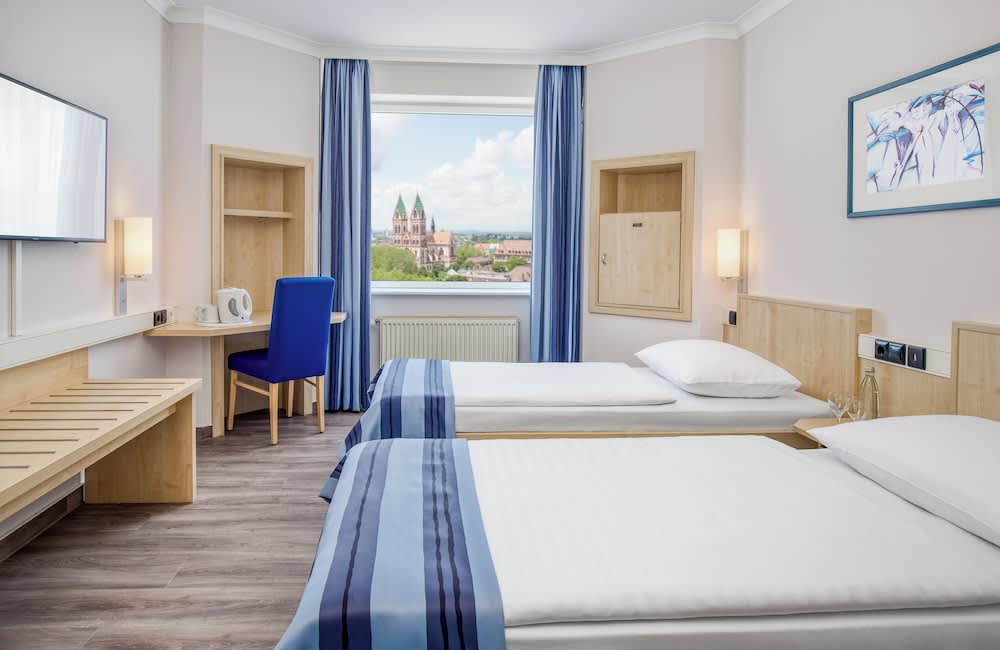 Hotel Freiburg City Center by Leonardo Hotels 1