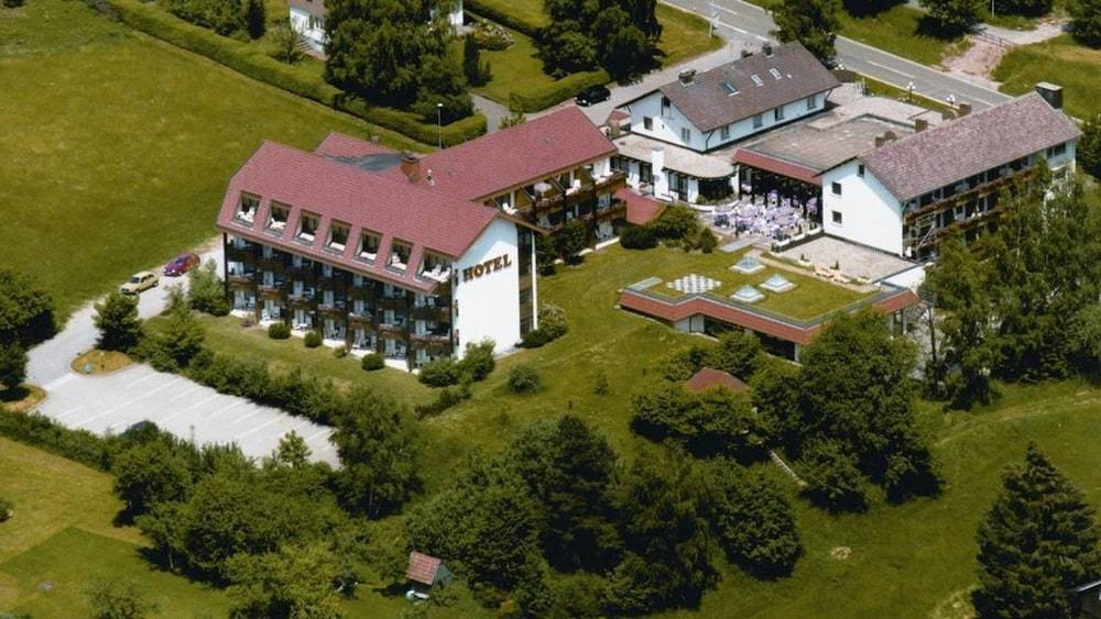 Waldhotel Luise 1